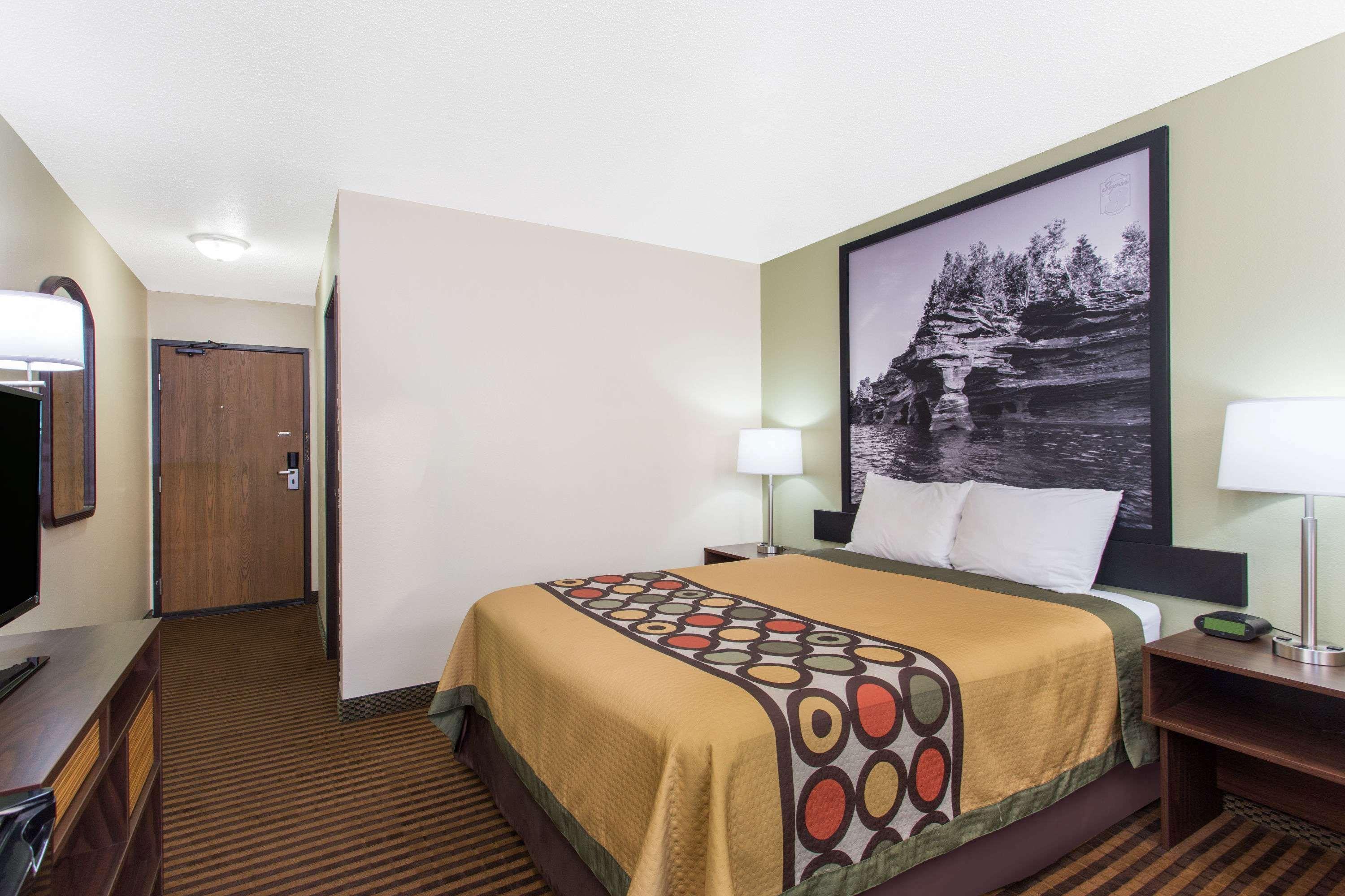 Motel Super 8 by Wyndham Eau Claire I-94 Extérieur photo